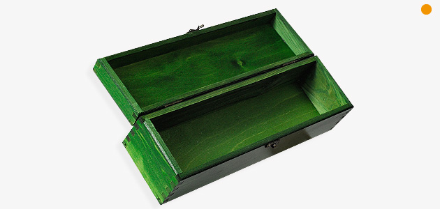 Holzkiste mit Klappdeckel lackiert in grün, Holzkassette